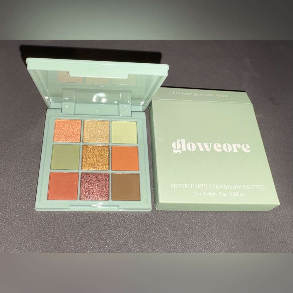 Glow Core Mystic Earth Eyeshadow Palette